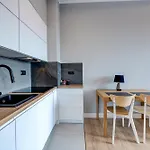 Hanza Tower Swimming Pool & High Floor With Balcony! Appartement