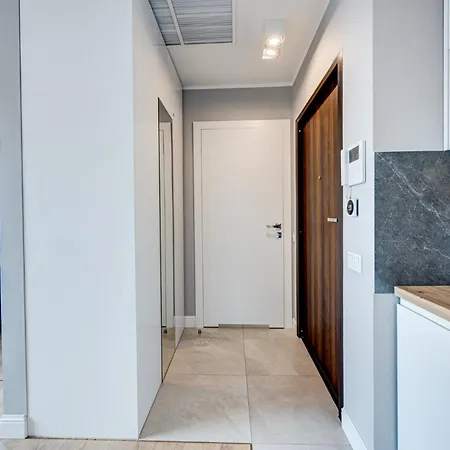 Hanza Tower Swimming Pool & High Floor With Balcony!