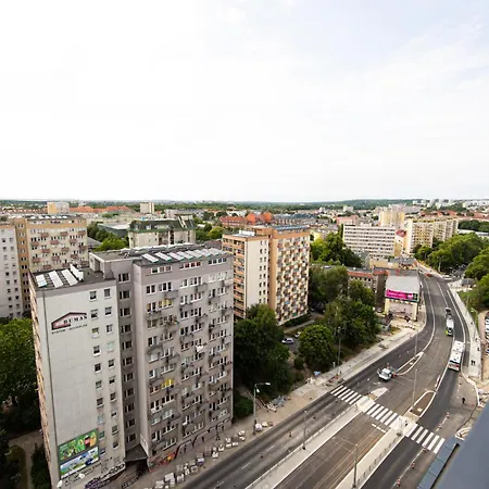 Hanza Tower Swimming Pool & High Floor With Balcony! * Estetino