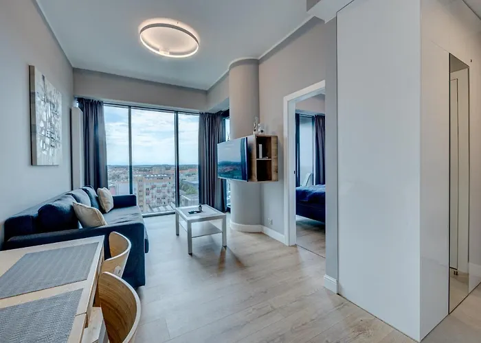 Hanza Tower Swimming Pool & High Floor With Balcony! Апартаменты Щецин