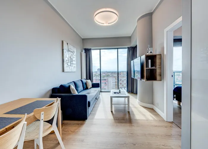 Hanza Tower Swimming Pool & High Floor With Balcony! Апартаменты Щецин