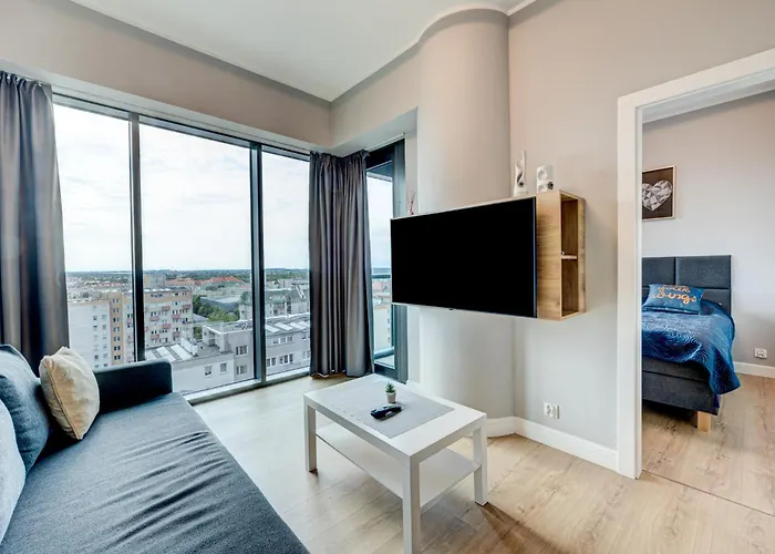 Lägenhet Hanza Tower Swimming Pool & High Floor With Balcony!